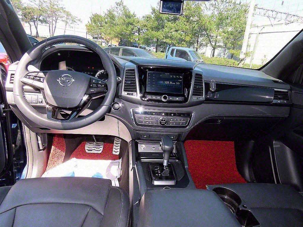KG모빌리티(쌍용) 렉스턴 렉스턴 스포츠 칸 디젤 2.2 4WD 파워리프 프레스티지 이미지 7