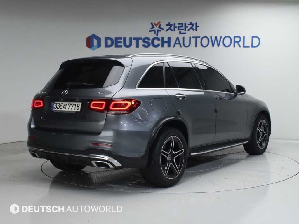 벤츠 GLC 클래스 GLC클래스 X253 GLC 300 4MATIC 이미지 2