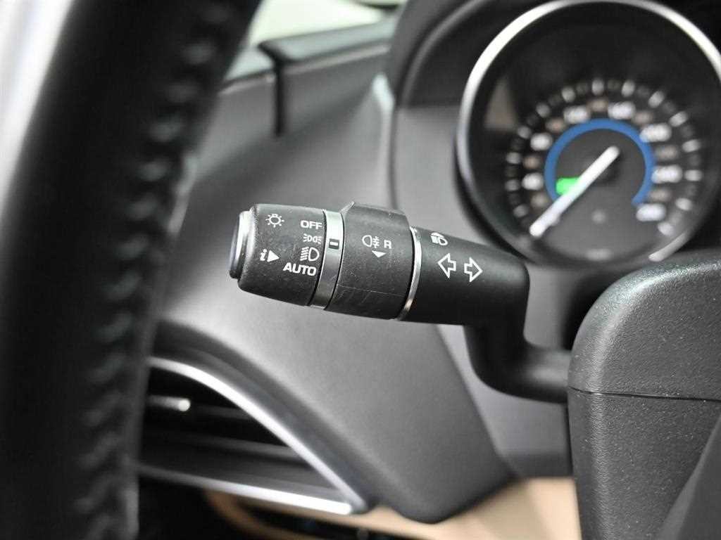 재규어 XE 2.0D 프레스티지 AWD 이미지 7