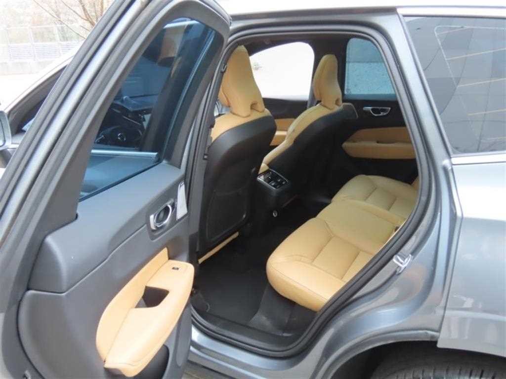 볼보 XC60 XC60(2세대) T6 AWD 인스크립션 이미지 14