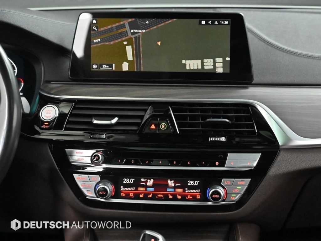 BMW 5시리즈 5시리즈 (G30) 530i M 스포츠 플러스 이미지 14