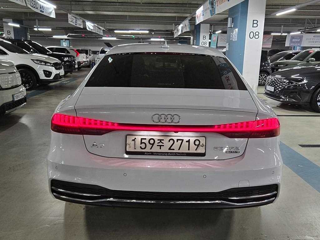 아우디 A7 A7 (4K) 55 TFSI 콰트로 프리미엄 이미지 4