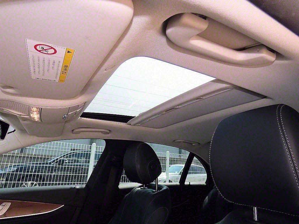 벤츠 E 클래스 E-클래스 W213 E300 익스클루시브 이미지 16