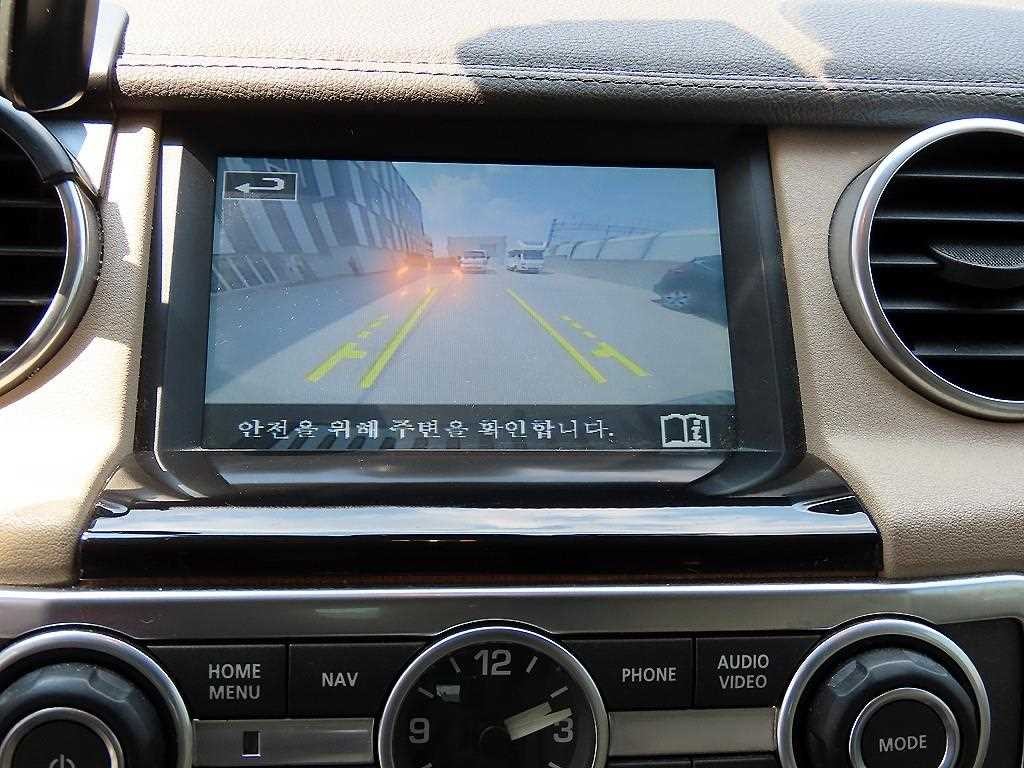 랜드로버 디스커버리 디스커버리4 3.0 SDV6 HSE 이미지 14