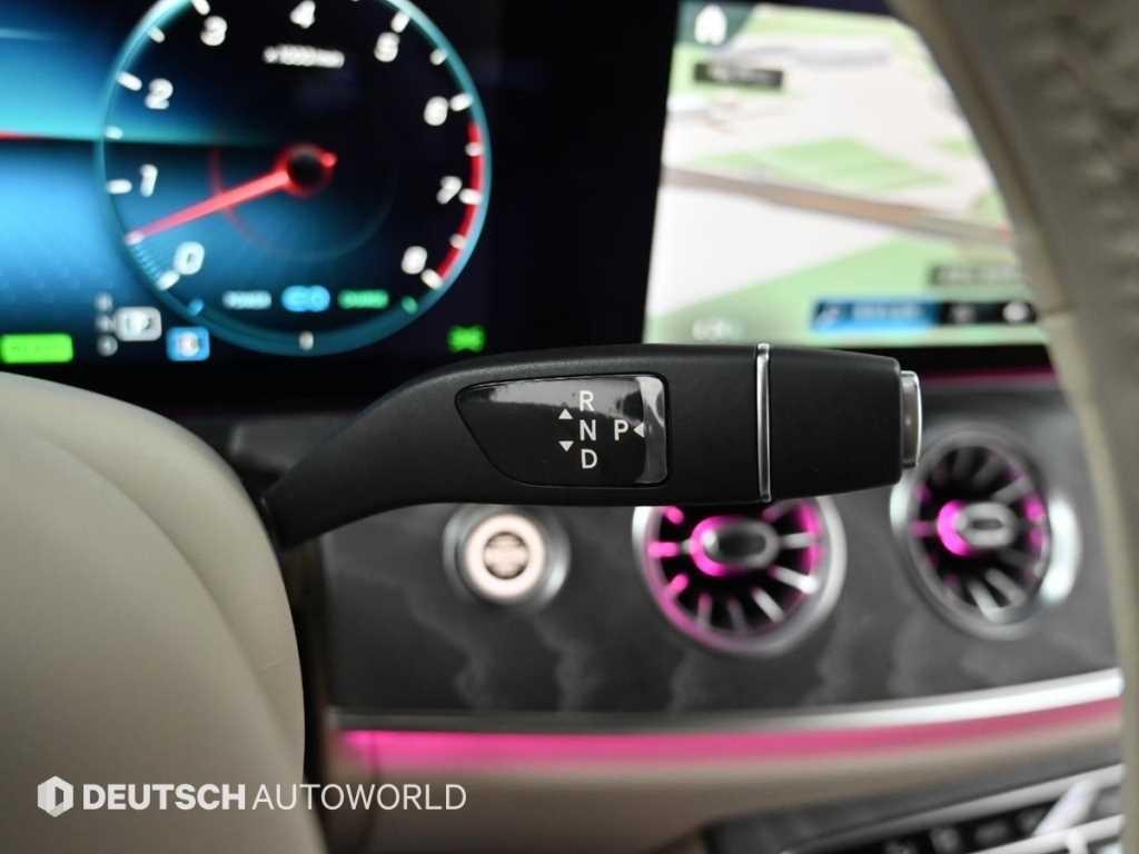 벤츠 E 클래스 E-클래스 W213 E450 4MATIC 쿠페 이미지 9