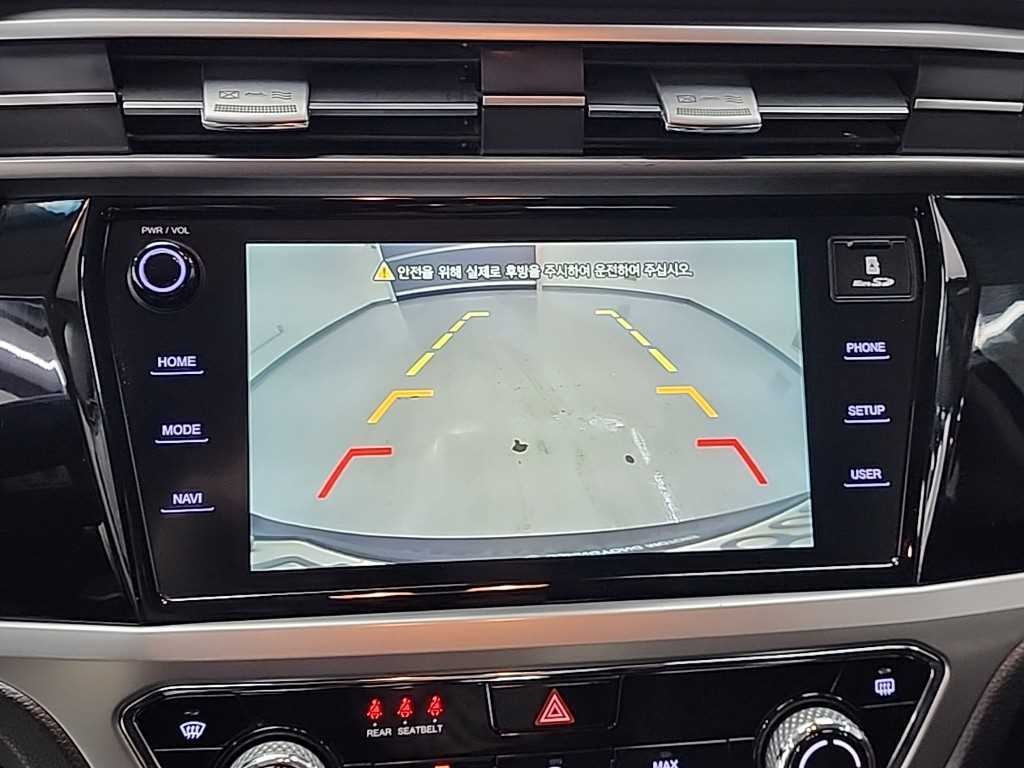KG모빌리티(쌍용) 코란도 뷰티풀코란도 2WD 디젤 1.6 딜라이트 이미지 15