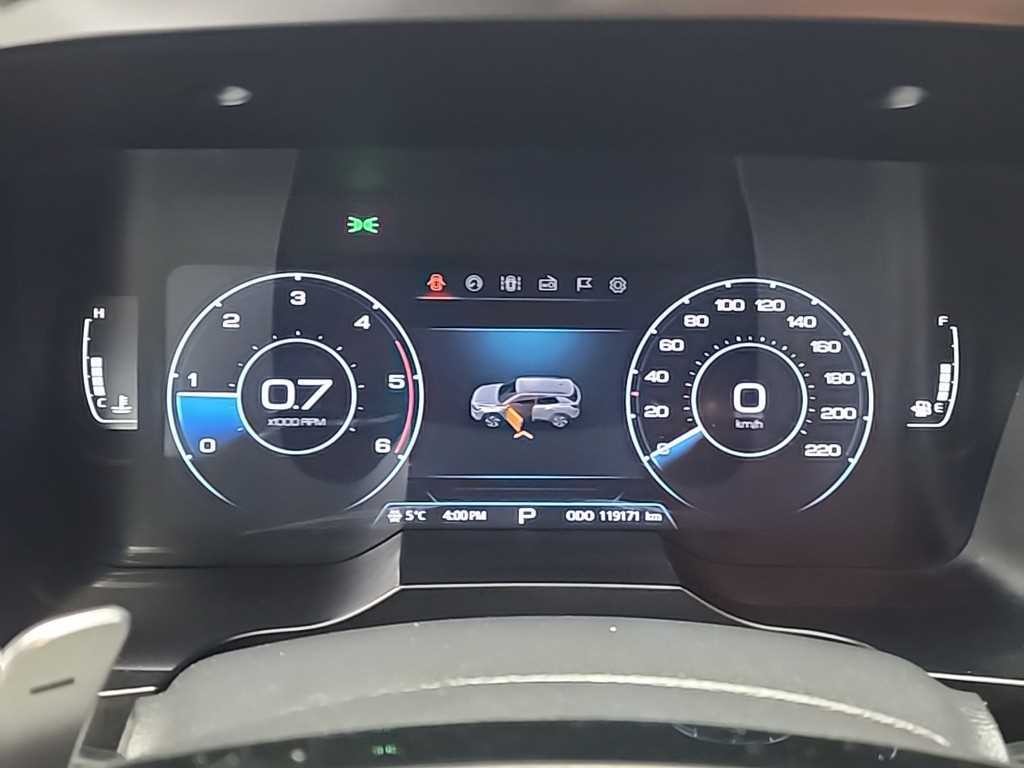 KG모빌리티(쌍용) 코란도 뷰티풀코란도 2WD 디젤 1.6 딜라이트 이미지 6