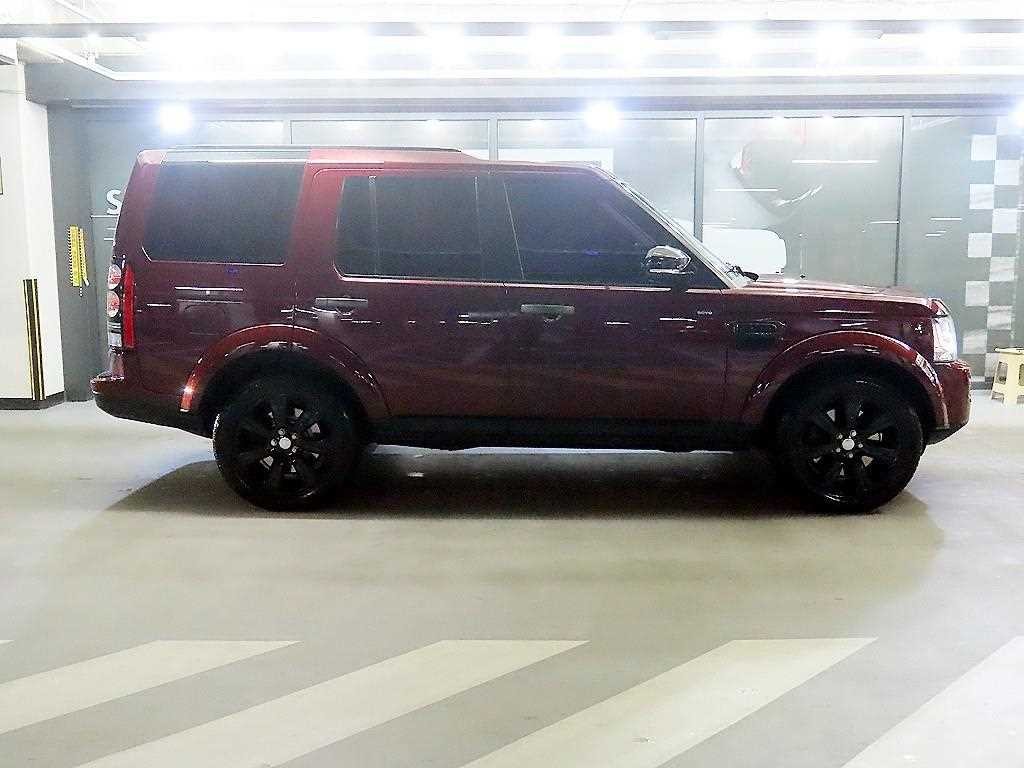 랜드로버 디스커버리 디스커버리4 3.0 SDV6 SE 이미지 3