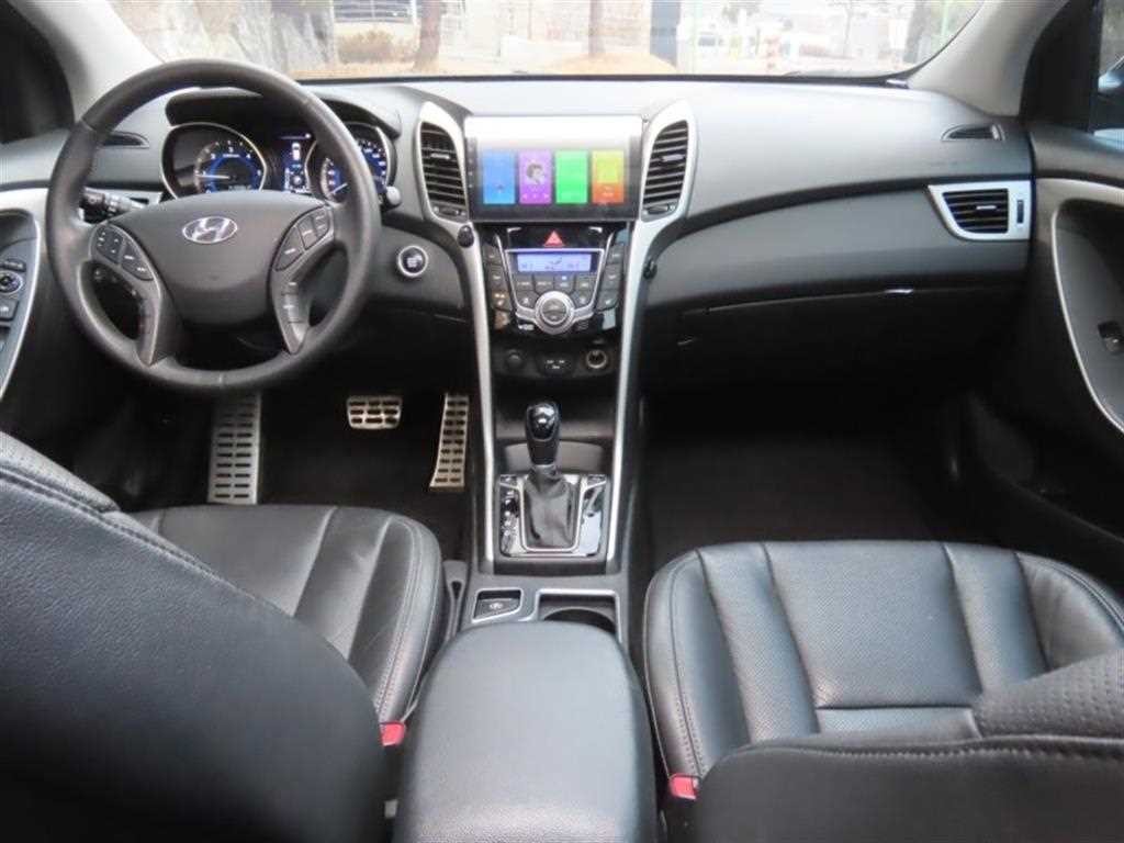 현대 i30 뉴 i30 1.6 VGT 익스트림 이미지 15