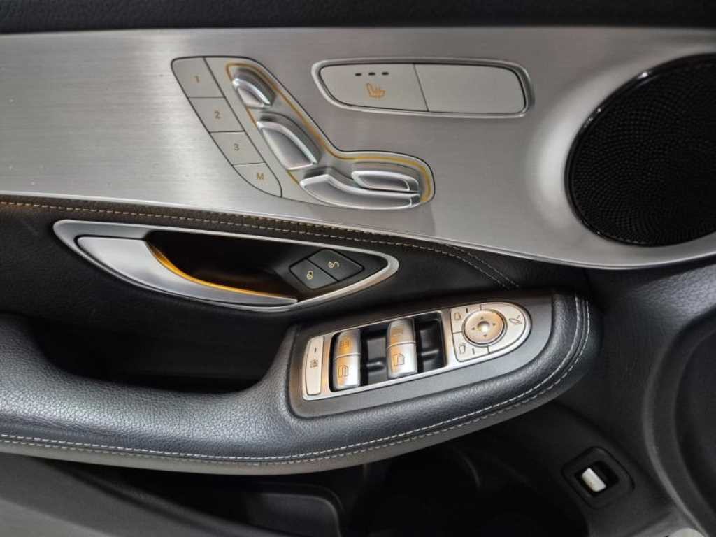 벤츠 GLC 클래스 GLC클래스 X253 GLC 220 d 4MATIC 쿠페 이미지 10