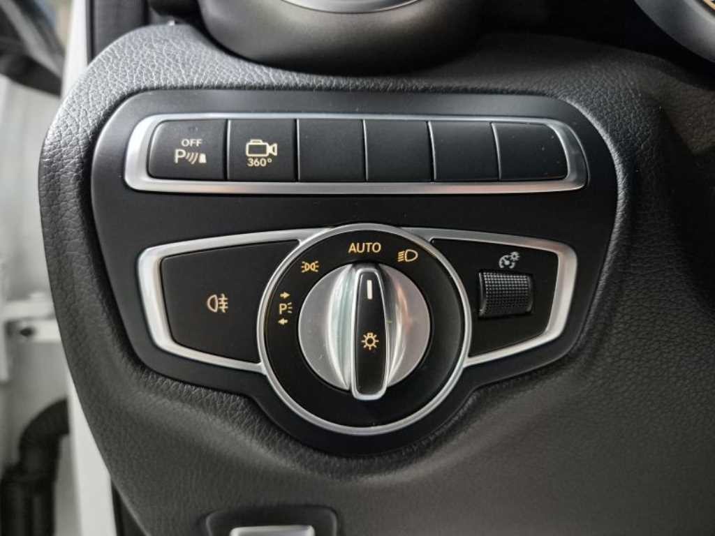벤츠 GLC 클래스 GLC클래스 X253 GLC 220 d 4MATIC 쿠페 이미지 11
