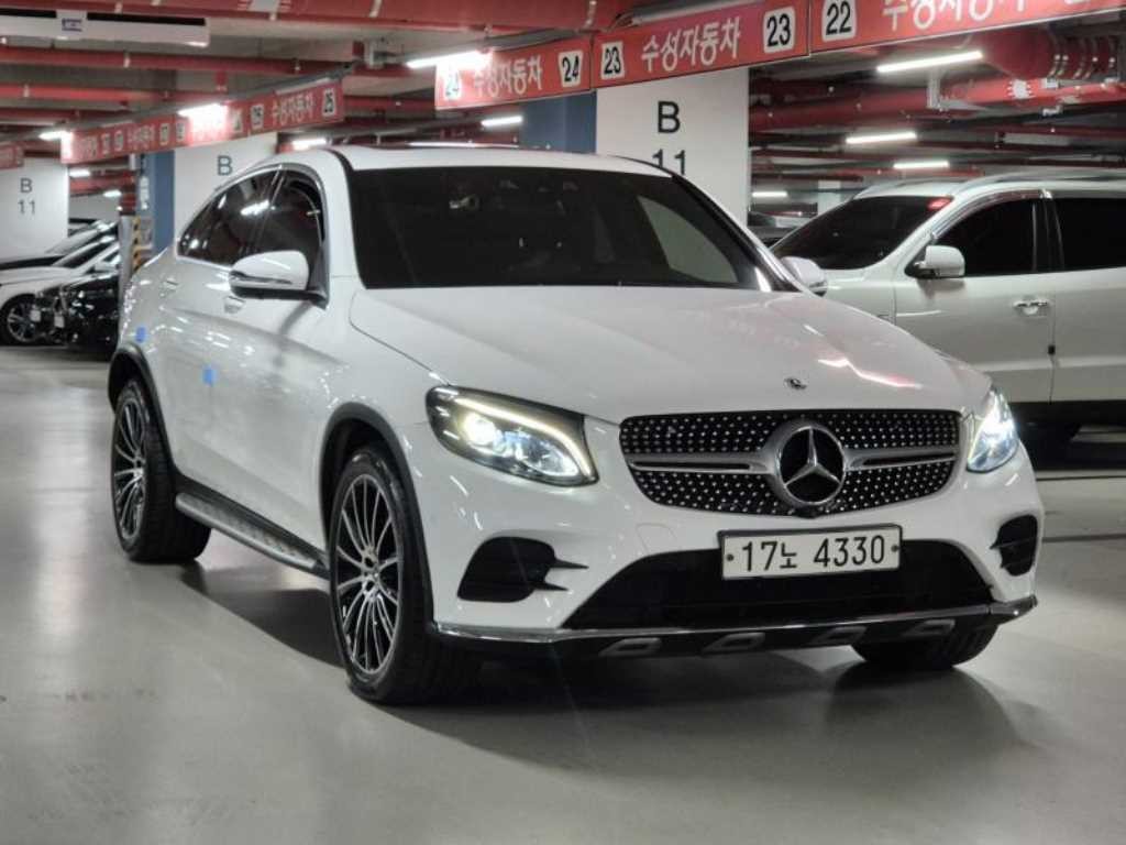 벤츠 GLC 클래스 GLC클래스 X253 GLC 220 d 4MATIC 쿠페 이미지 2