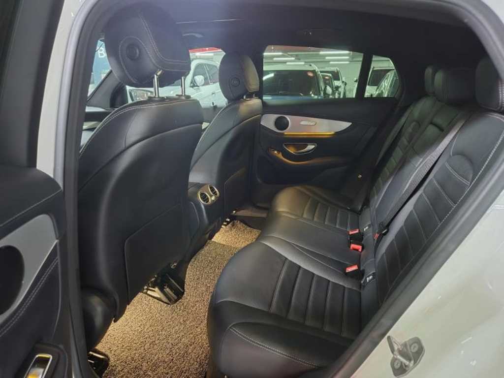 벤츠 GLC 클래스 GLC클래스 X253 GLC 220 d 4MATIC 쿠페 이미지 7