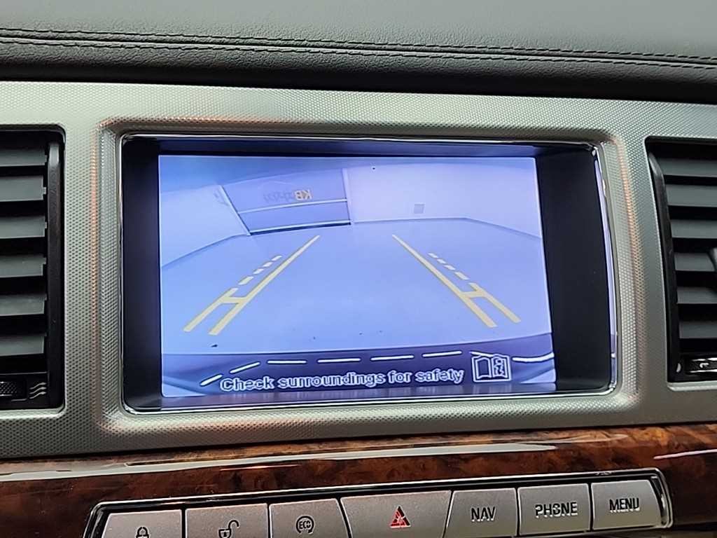 재규어 XF 뉴XF 3.0 D 프리미엄 이미지 15