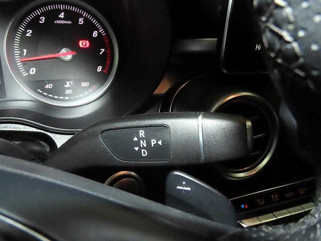 벤츠 GLC 클래스 GLC클래스 X253 GLC 300 4MATIC 쿠페 이미지 12