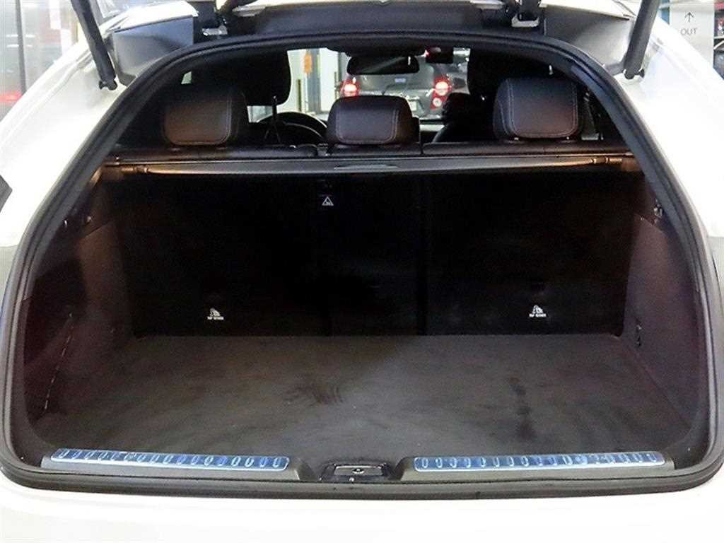벤츠 GLC 클래스 GLC클래스 X253 GLC 300 4MATIC 쿠페 이미지 16