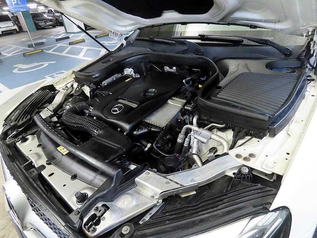 벤츠 GLC 클래스 GLC클래스 X253 GLC 300 4MATIC 쿠페 이미지 19