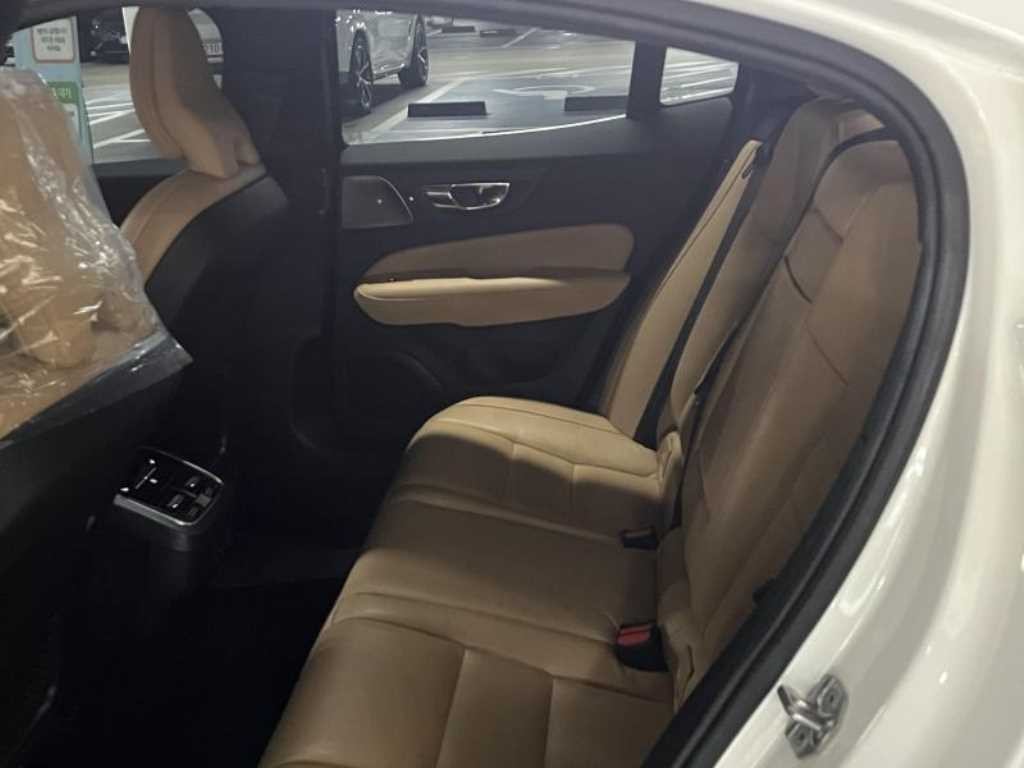 볼보 S60 S60(3세대) B5 인스크립션 이미지 7