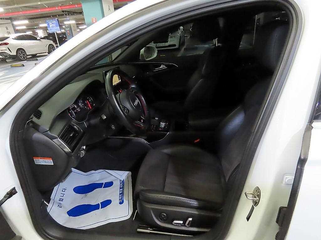 아우디 A6 뉴A6 40 TDI 콰트로 스포츠 이미지 6