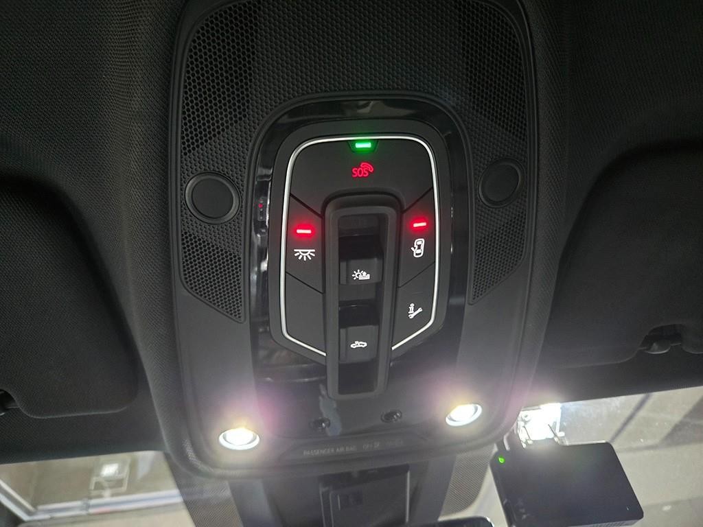 아우디 Q8 45 TDI 콰트로 프리미엄 이미지 15