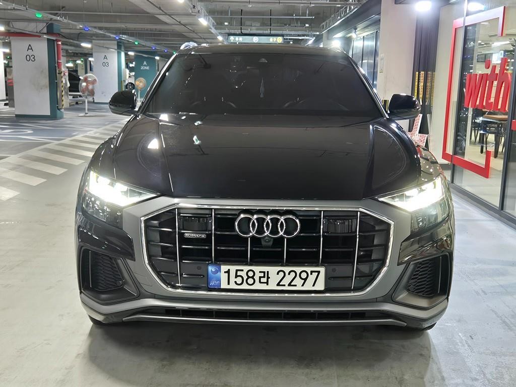 아우디 Q8 45 TDI 콰트로 프리미엄 이미지 2