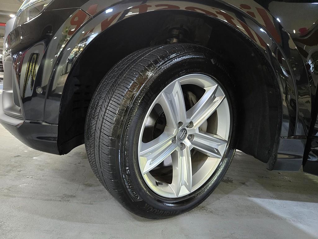 아우디 Q8 45 TDI 콰트로 프리미엄 이미지 20