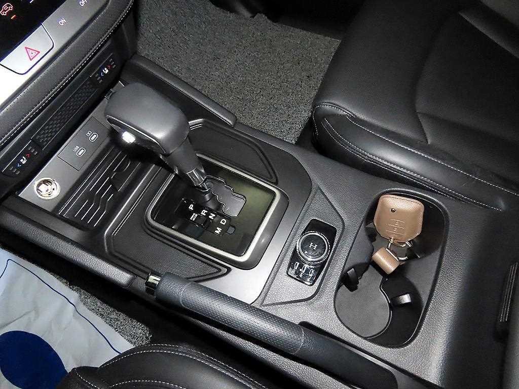 KG모빌리티(쌍용) 렉스턴 더 뉴 렉스턴 스포츠 디젤 2.2 4WD 쿨멘 프레스티지 이미지 12