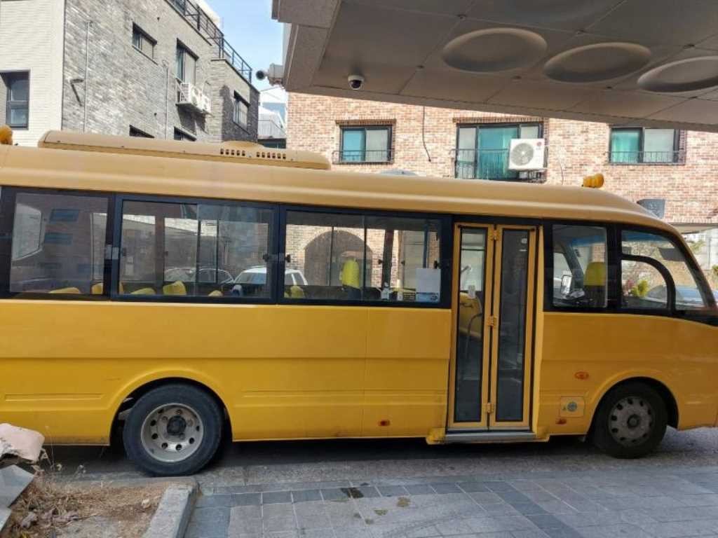 중대형버스 중형대우버스 레스타 어린이버스 이미지 3