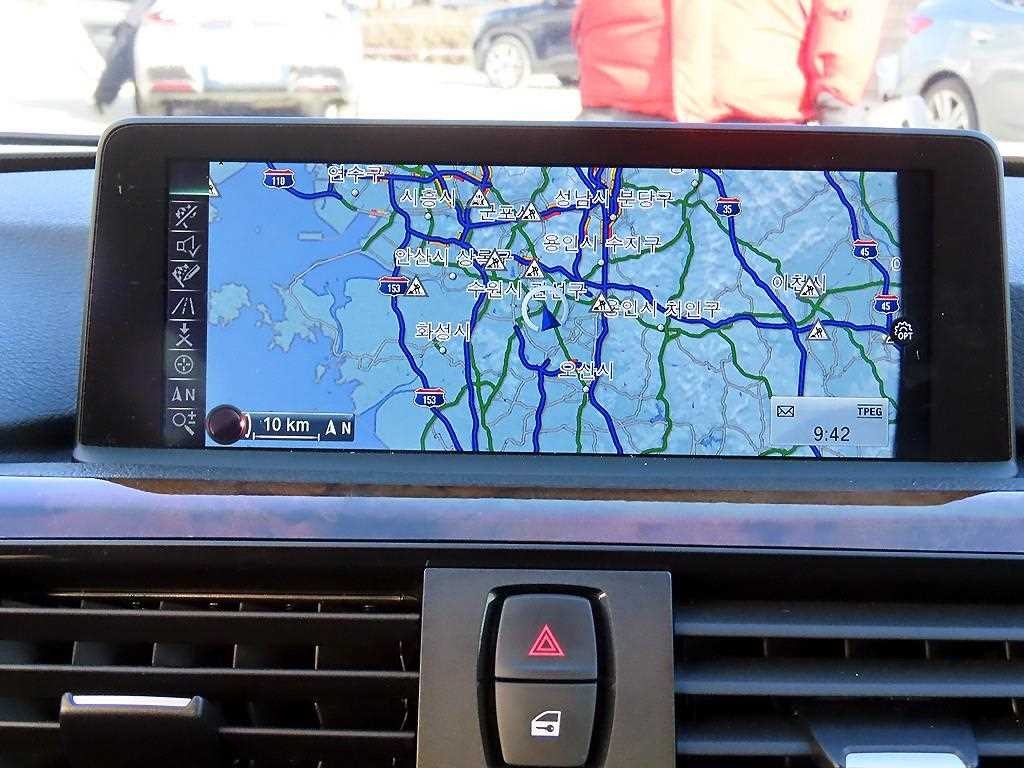 BMW 3시리즈 3시리즈 (F30) 320d xDrive 이미지 14
