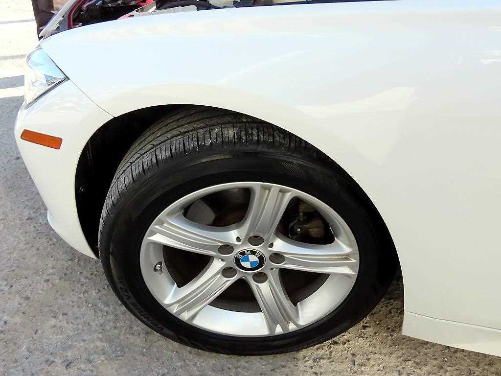 BMW 3시리즈 3시리즈 (F30) 320d xDrive 이미지 20