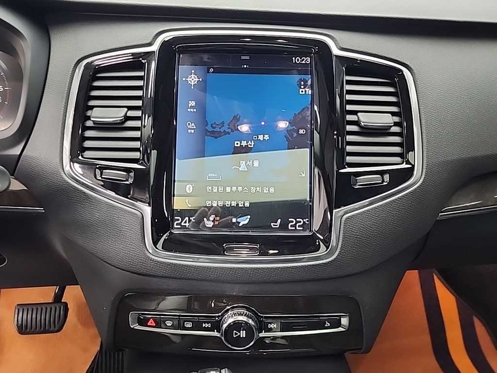 볼보 XC90 XC90 2세대 2.0 D5 AWD 모멘텀 이미지 10