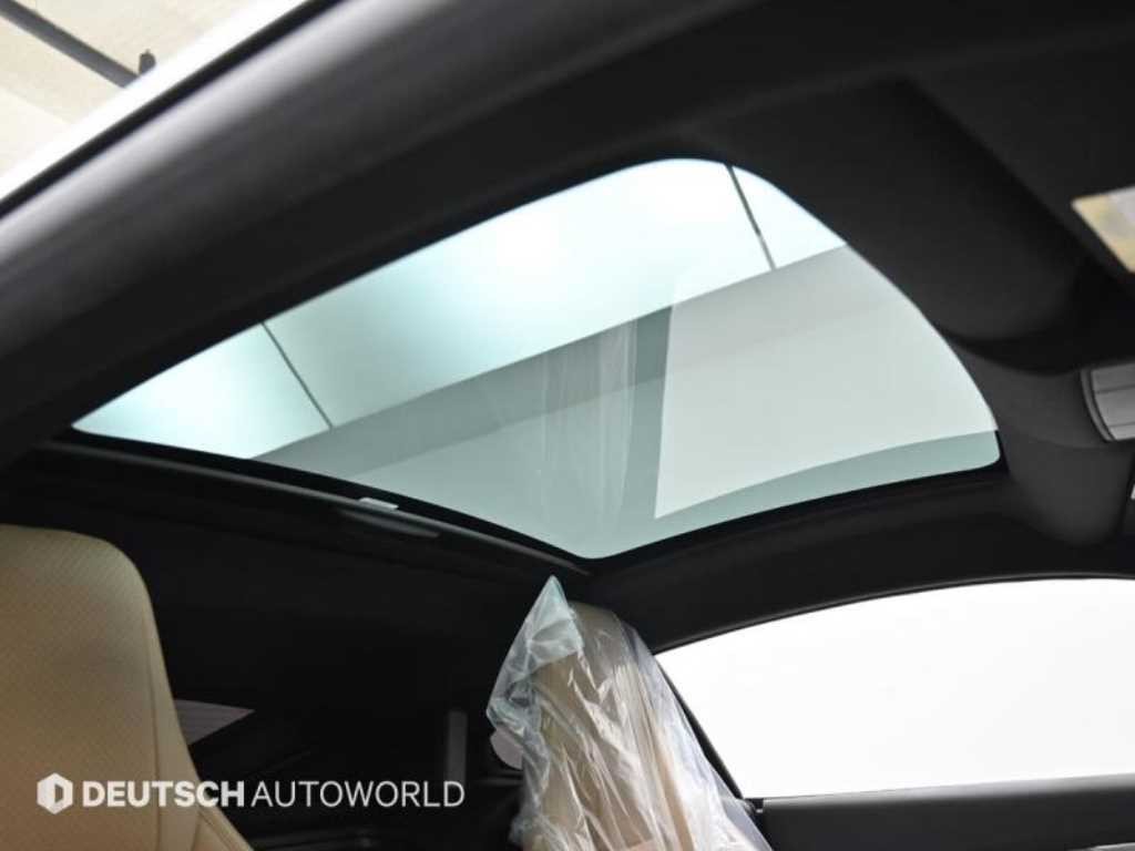 재규어 F-TYPE P300 쿠페 이미지 18