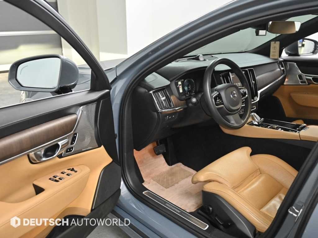 볼보 S90 T8 AWD 인스크립션 이미지 11