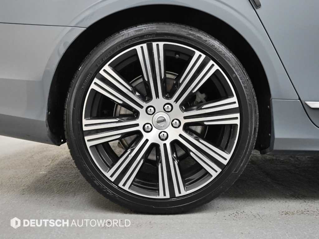 볼보 S90 T8 AWD 인스크립션 이미지 5