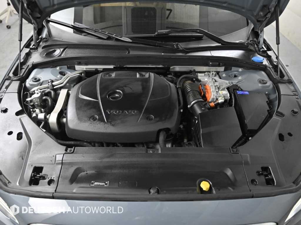 볼보 S90 T8 AWD 인스크립션 이미지 6