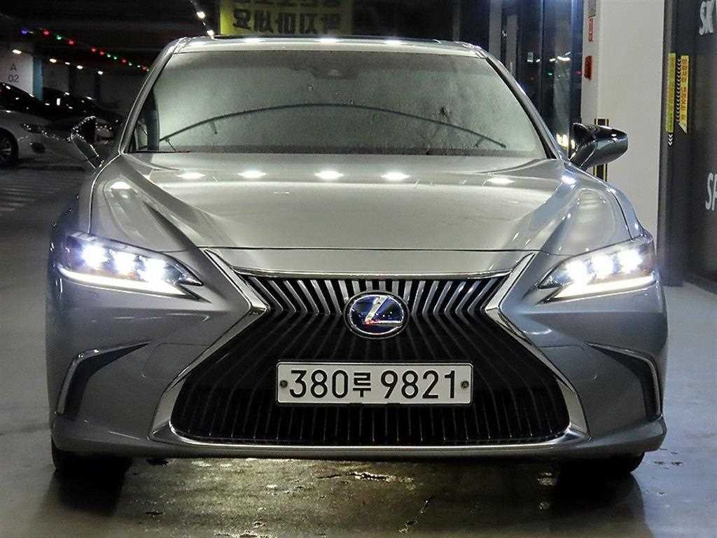 렉서스 ES ES300h 7세대 이그제큐티브 이미지 2