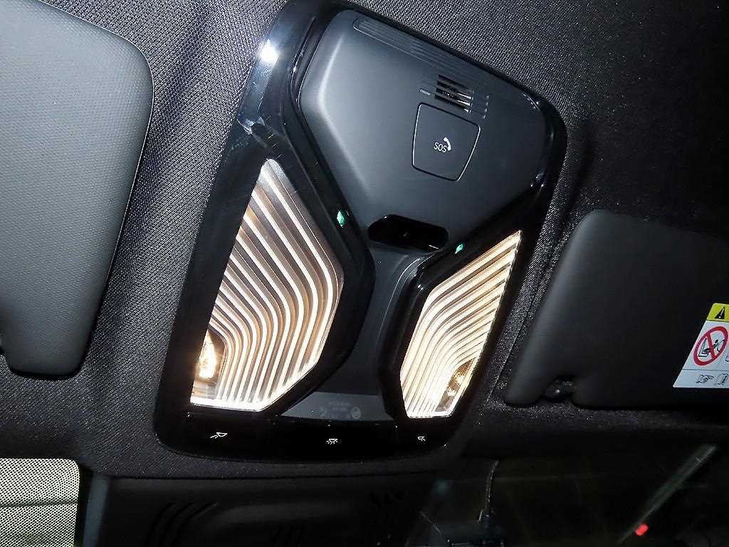 BMW 3시리즈 M3 (F80, E90) M3 세단 컴패티션 이미지 16