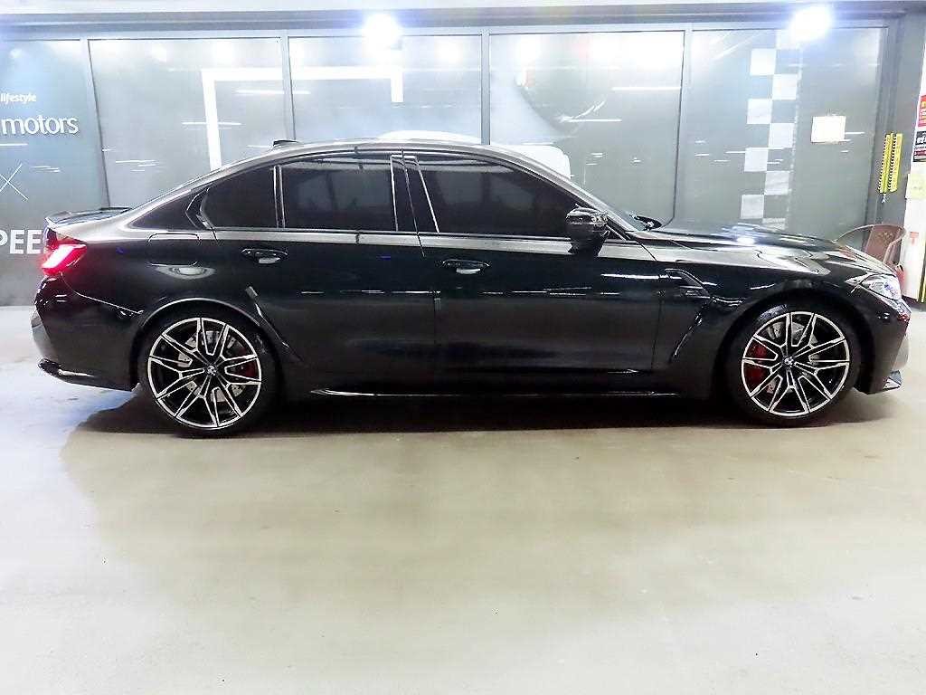 BMW 3시리즈 M3 (F80, E90) M3 세단 컴패티션 이미지 3