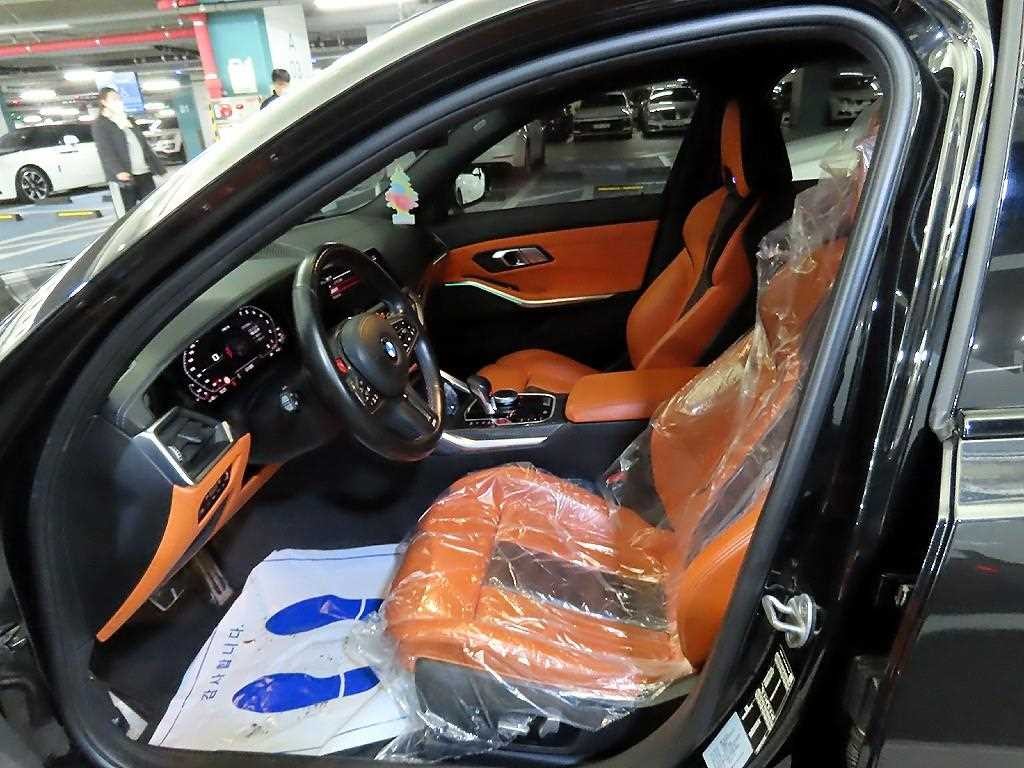 BMW 3시리즈 M3 (F80, E90) M3 세단 컴패티션 이미지 6