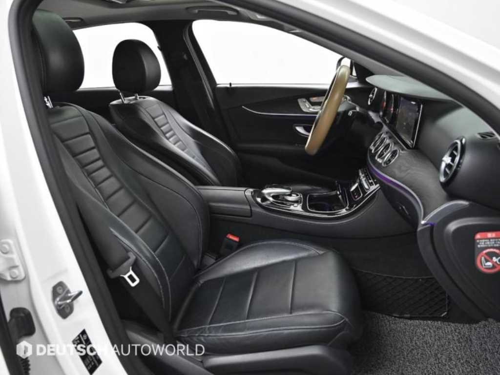 벤츠 E 클래스 E-클래스 W213 E220d 아방가르드 이미지 10