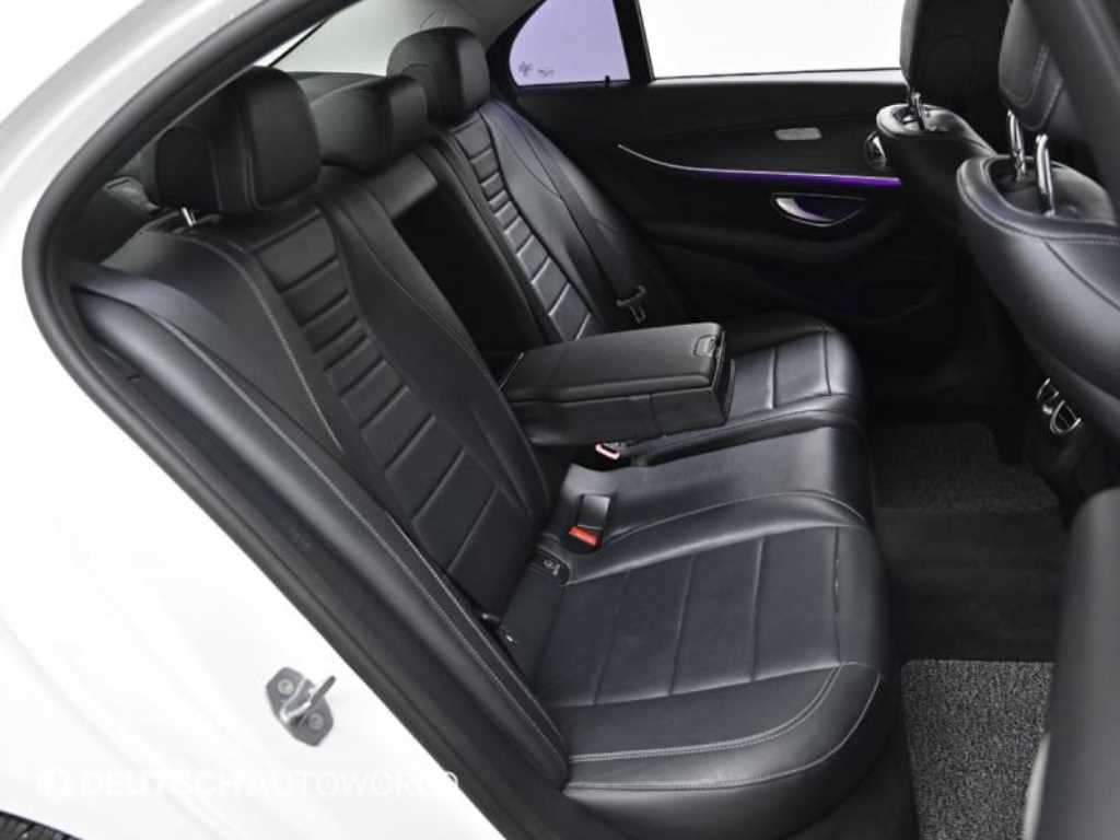 벤츠 E 클래스 E-클래스 W213 E220d 아방가르드 이미지 12