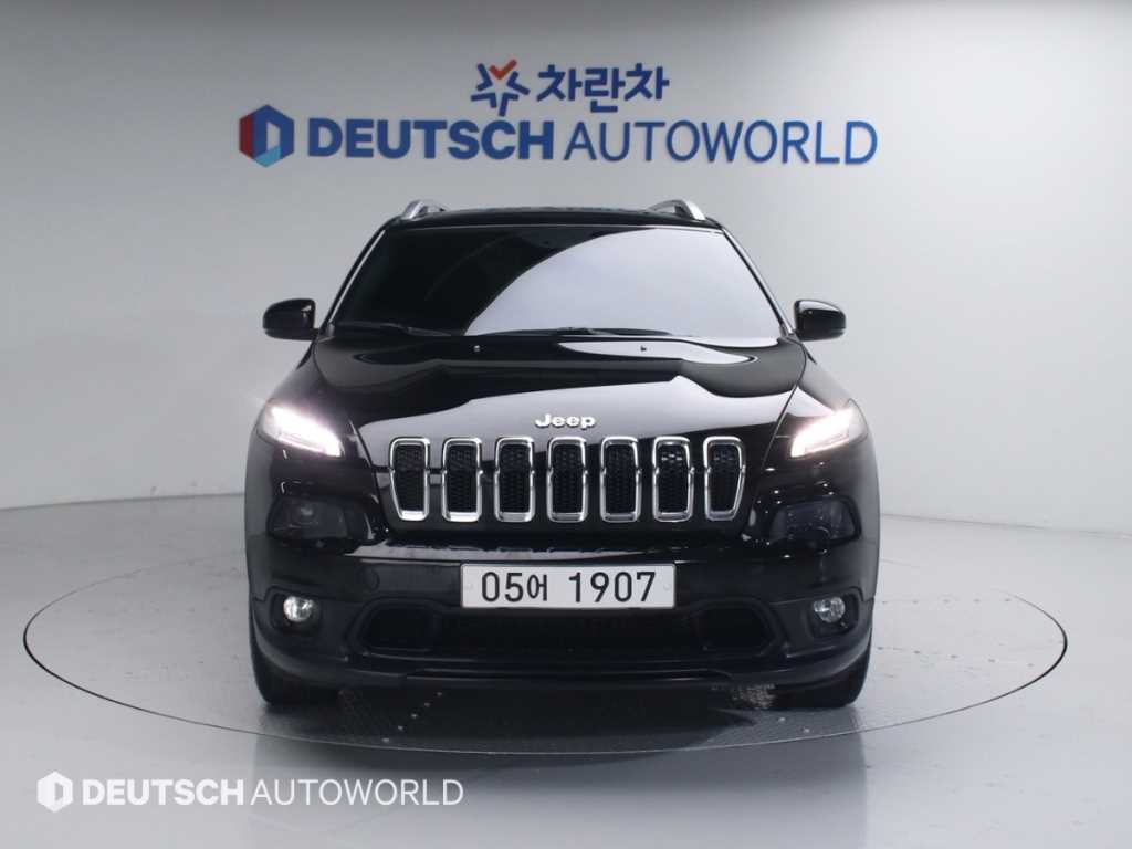 지프 체로키 체로키(KL) 2.4 론지튜드 AWD 이미지 3