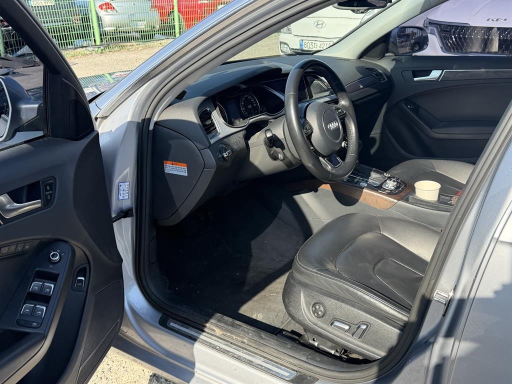 아우디 A4 뉴 A4 30 TDI 다이나믹 이미지 13