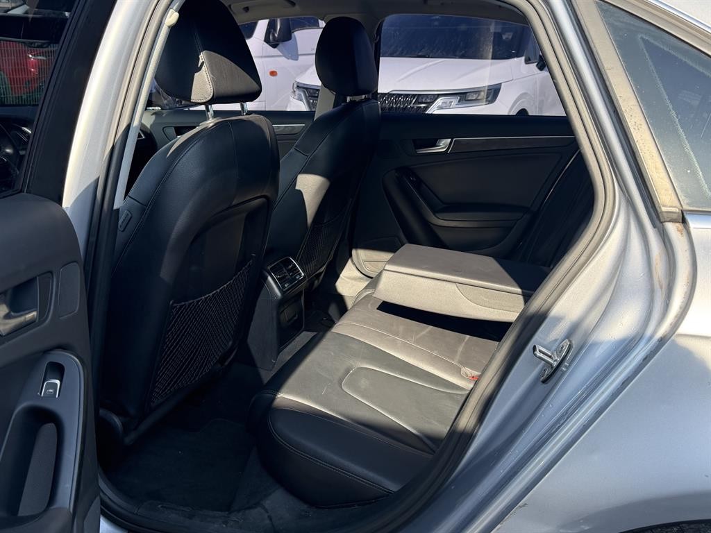 아우디 A4 뉴 A4 30 TDI 다이나믹 이미지 14