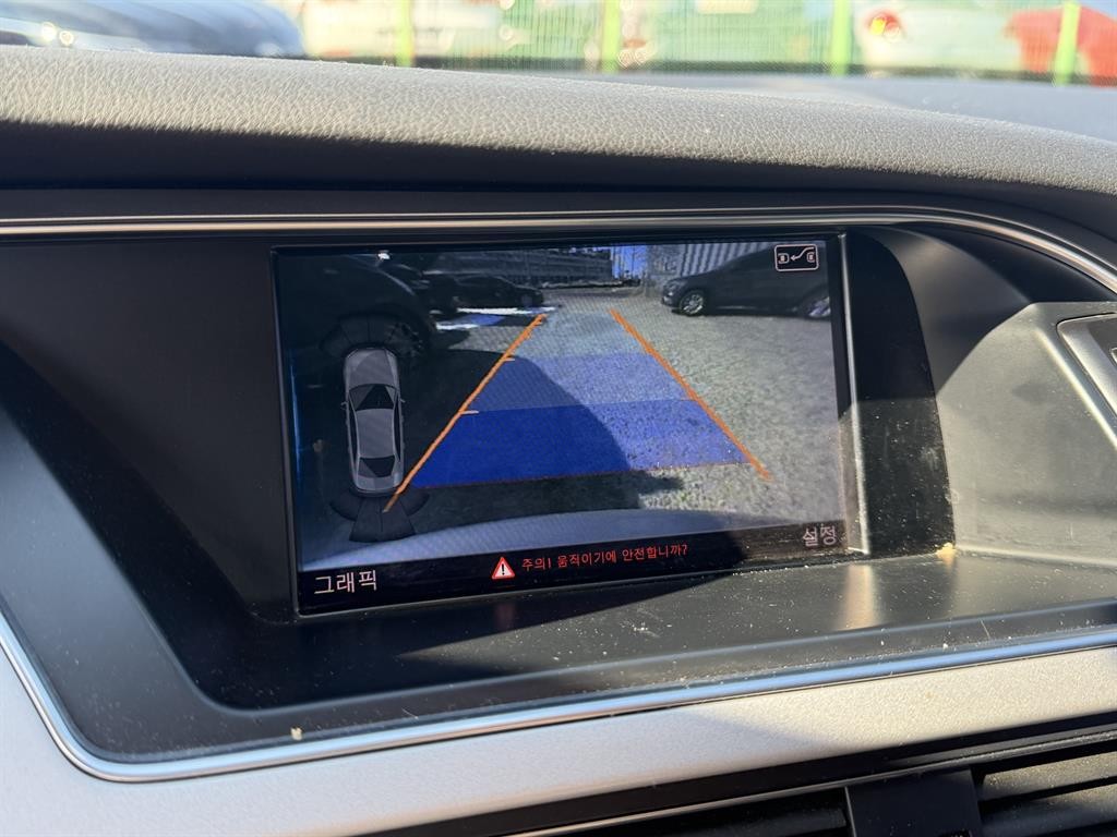 아우디 A4 뉴 A4 30 TDI 다이나믹 이미지 17