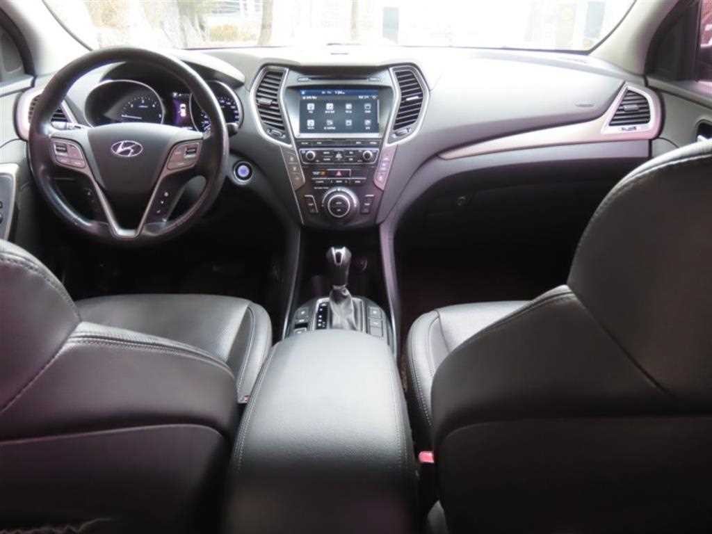 현대 맥스크루즈 더뉴맥스크루즈 E-VGT R2.2 2WD 익스클루시브 이미지 15