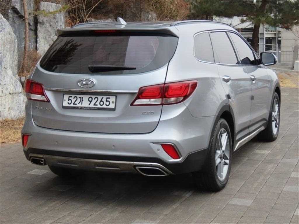 현대 맥스크루즈 더뉴맥스크루즈 E-VGT R2.2 2WD 익스클루시브 이미지 3