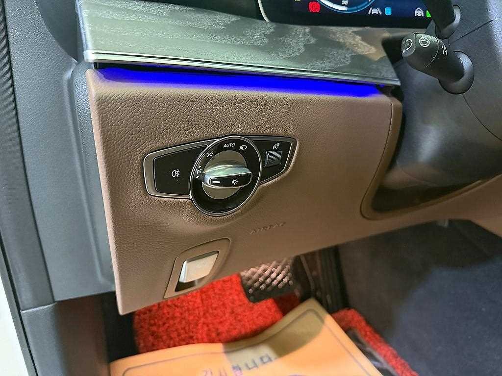 벤츠 E 클래스 E-클래스 W213 E350 4MATIC 아방가르드 이미지 14