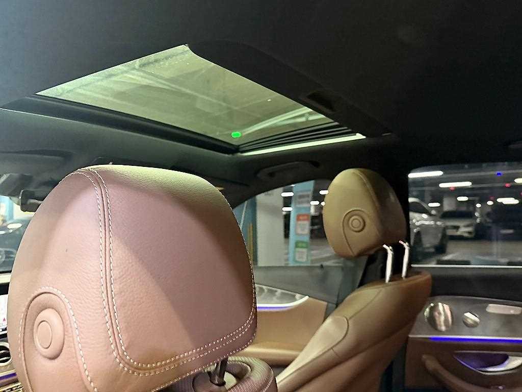 벤츠 E 클래스 E-클래스 W213 E350 4MATIC 아방가르드 이미지 15