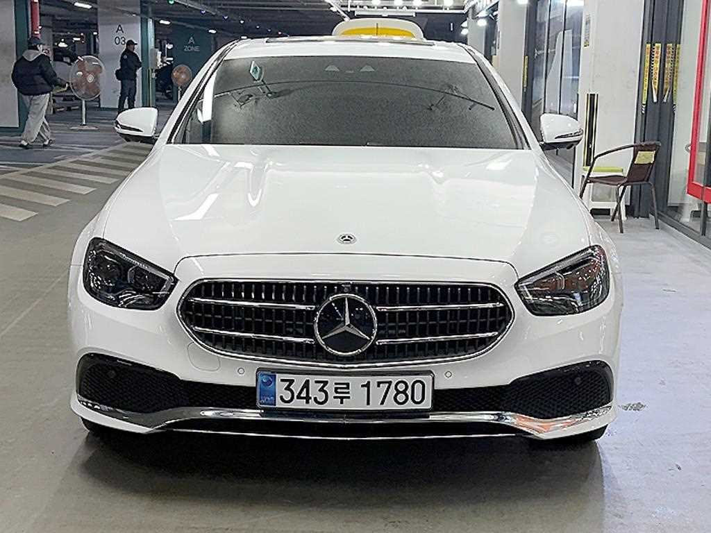 벤츠 E 클래스 E-클래스 W213 E350 4MATIC 아방가르드 이미지 2